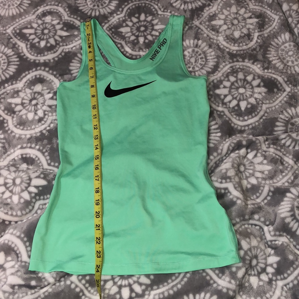 Nike Pro Tank - Picture 5 of 6